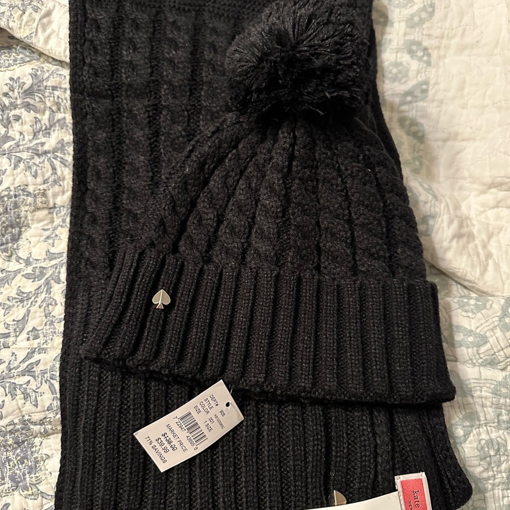 NWT Kate Spade Black Knit Accessory